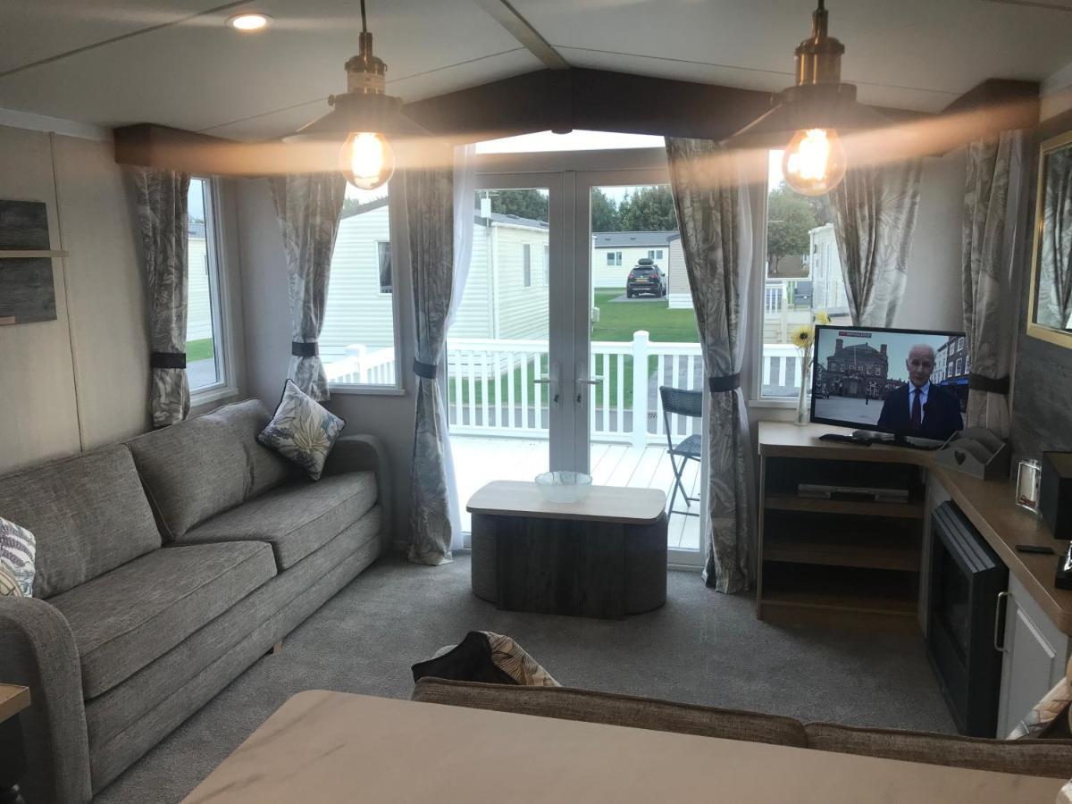 Flamingo Land Private Caravan - No 8 Cedarwood Hotel Kirby Misperton ภายนอก รูปภาพ